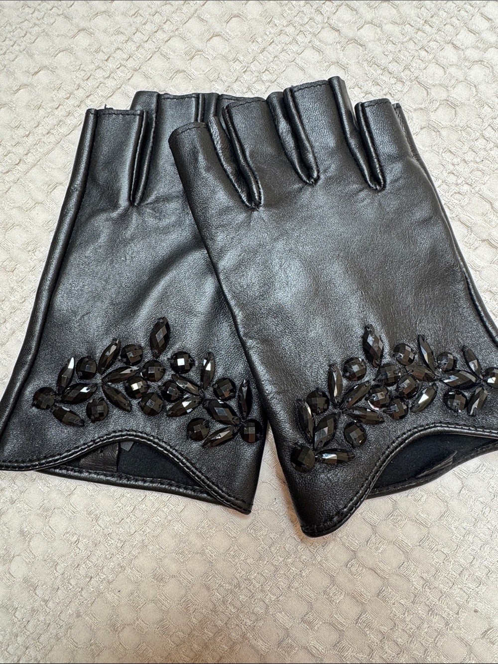 Gorgeous Express Black Fingerless Leather Gloves with Bead Appliqué